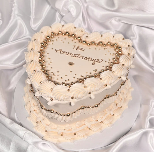 Heart-Shaped Vintage Pearl Cake 💕✨