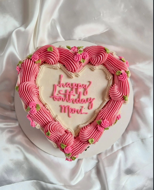 Vintage Pink Heart Cake 💕🎂