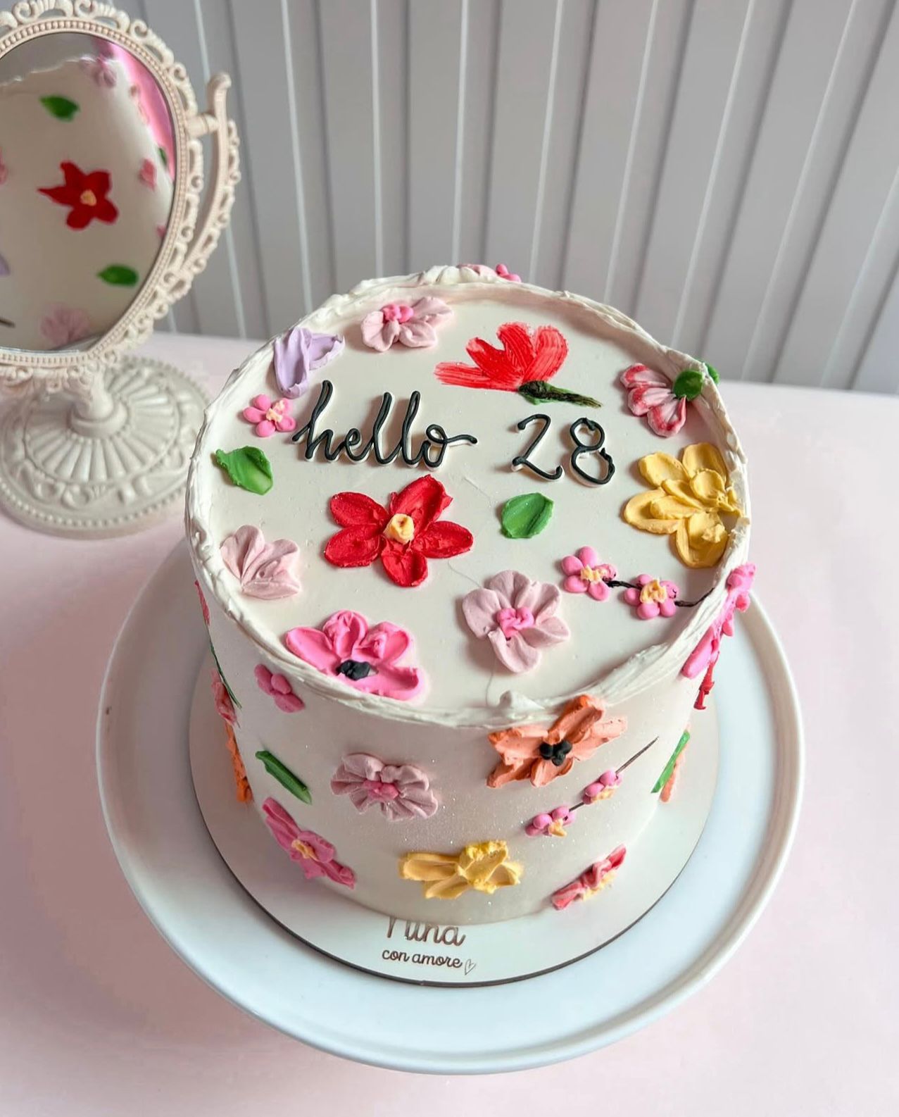 Hello # – Floral Cake 🌸✨